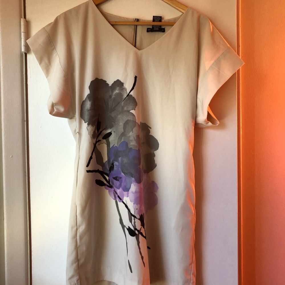 Beautiful cocktail mini